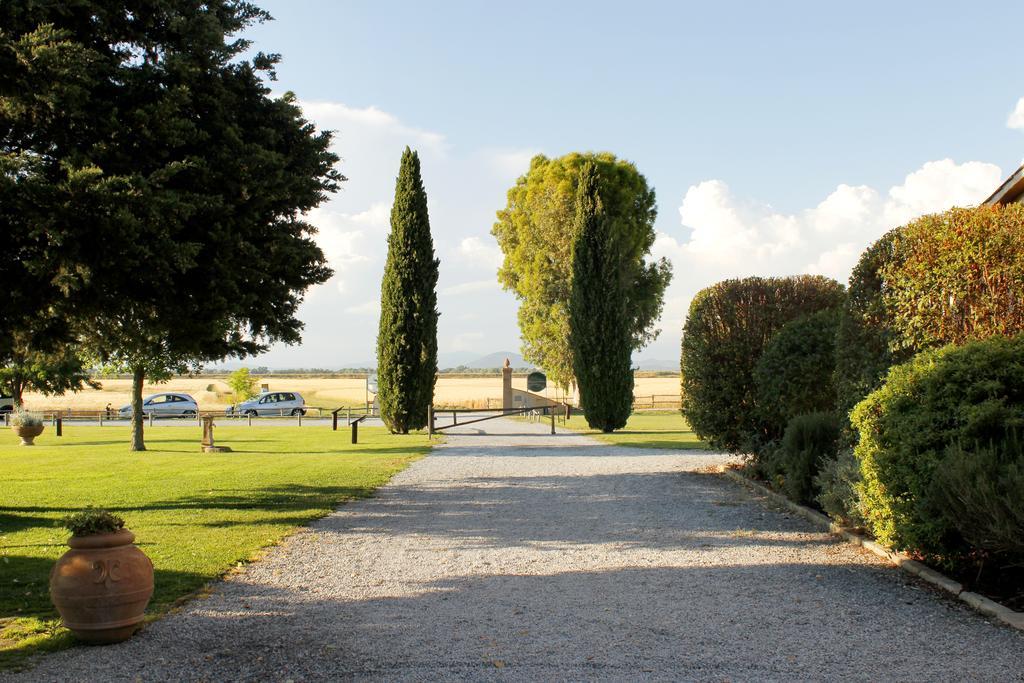 Agriturismo Giuncola & Granaiolo Rispescia Kültér fotó