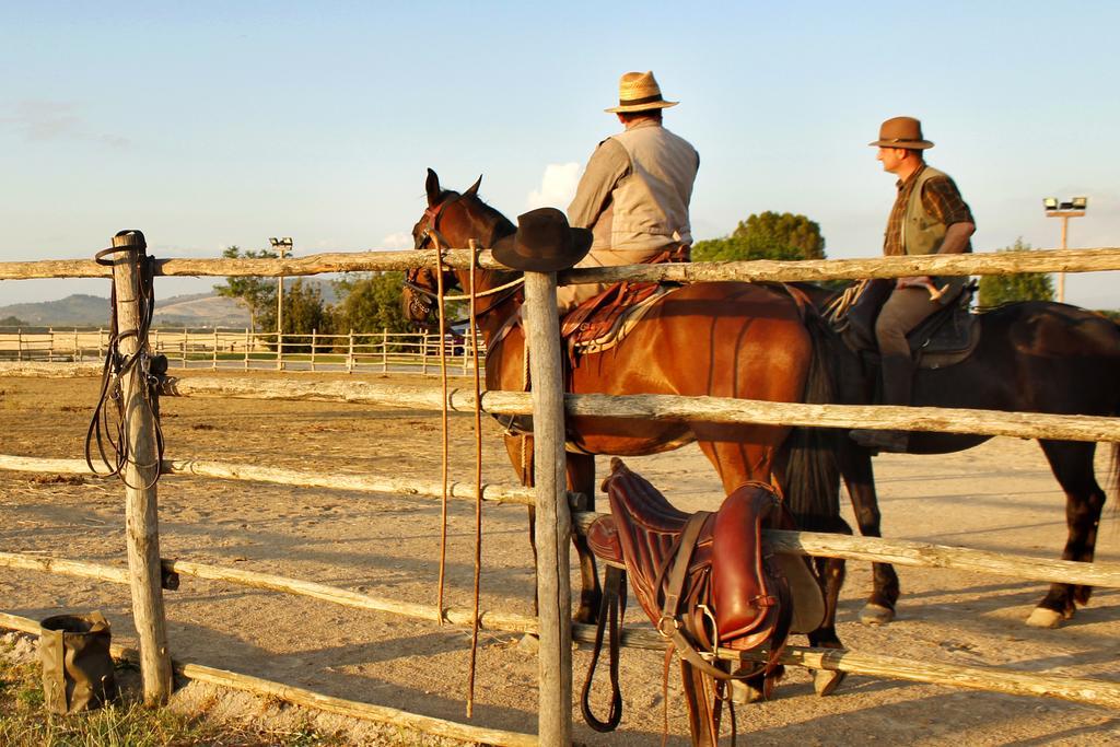 Agriturismo Giuncola & Granaiolo Rispescia Kültér fotó
