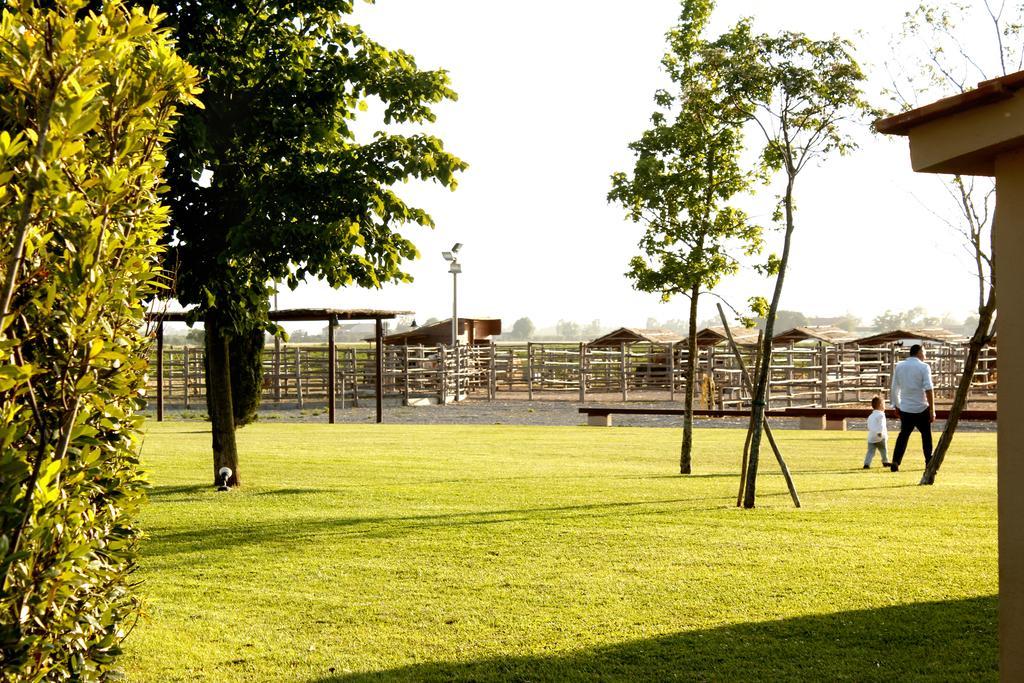 Agriturismo Giuncola & Granaiolo Rispescia Kültér fotó