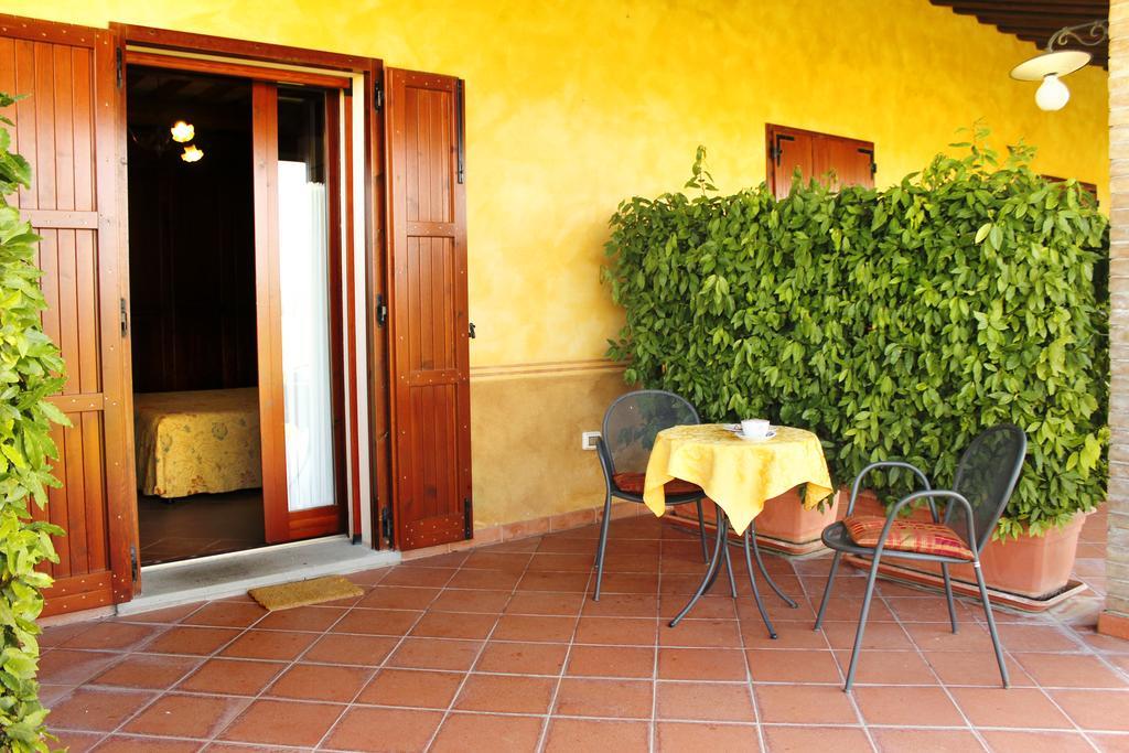 Agriturismo Giuncola & Granaiolo Rispescia Kültér fotó