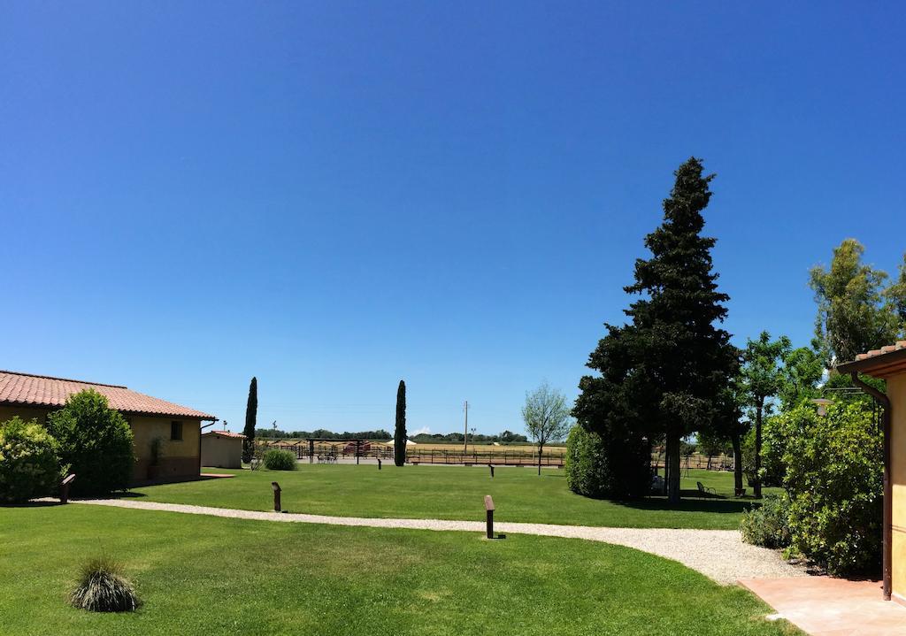 Agriturismo Giuncola & Granaiolo Rispescia Kültér fotó
